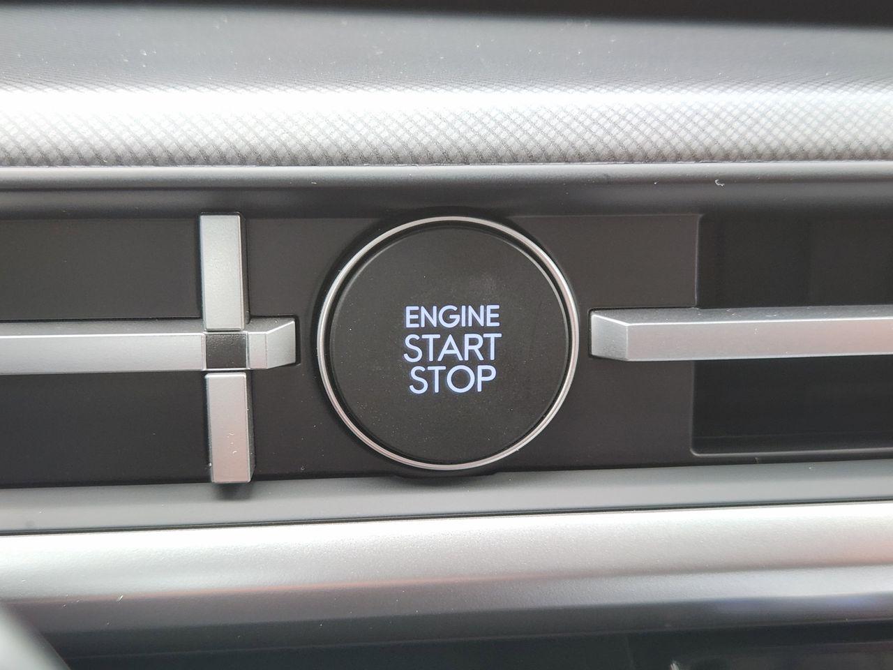 New 2026 Hampton Gray Hyundai SEL FWD image 17