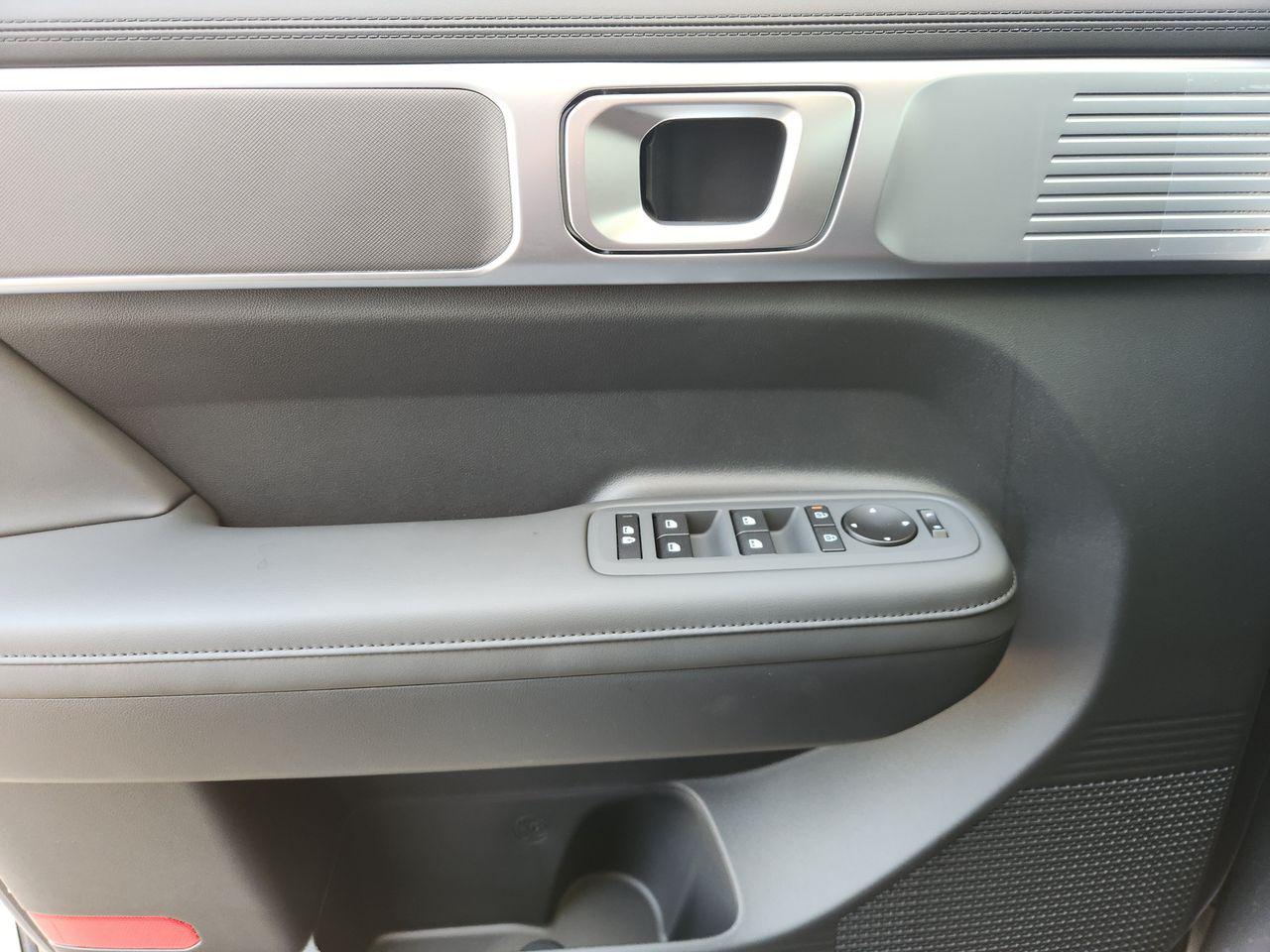 New 2027 Ecotronic Gray Hyundai SEL FWD image 19