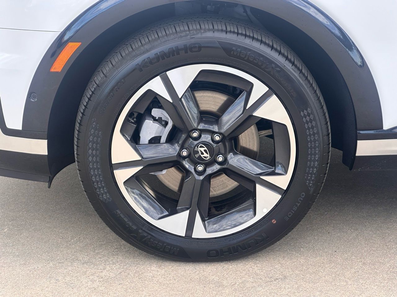 Certified Used 2026 Creamy White Pearl Hyundai Limited image 17