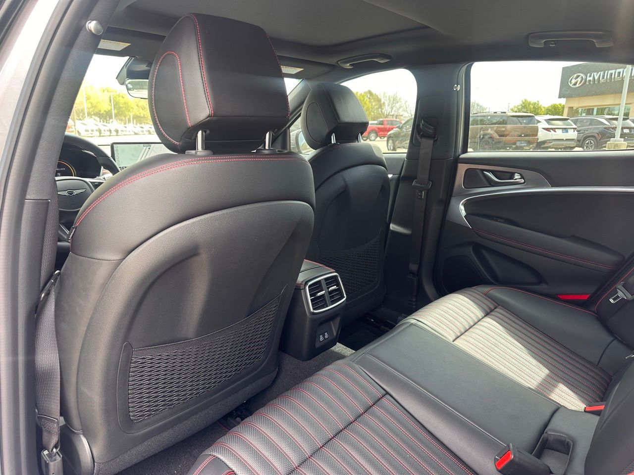 Used 2026 Savile Silver Genesis 3.3T Sport Prestige image 14