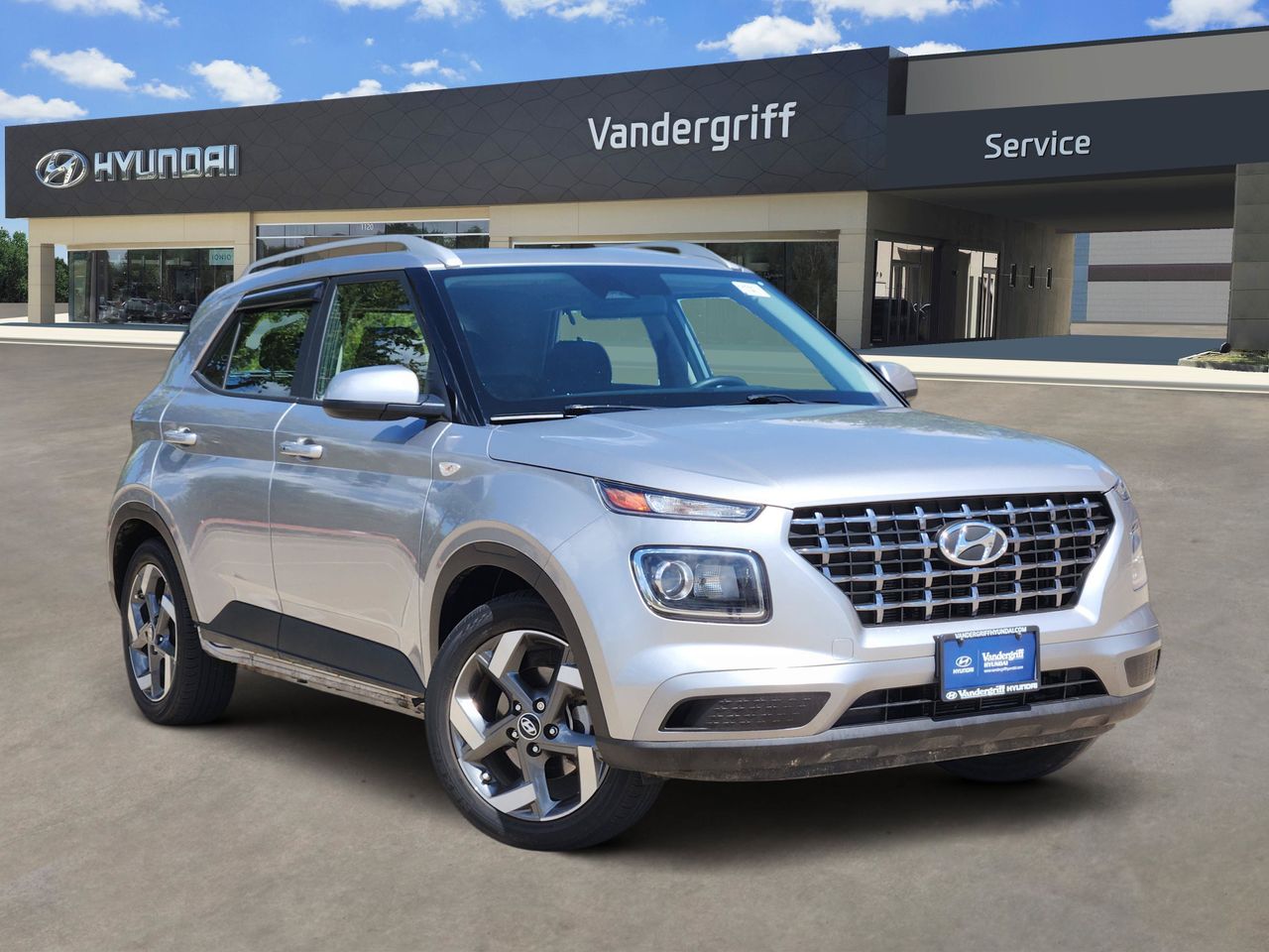 Shimmering Silver 2024 Hyundai Venue SUV / Crossover Front-Wheel Drive Continuously Variable Transmission
