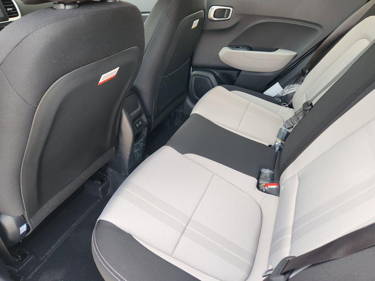 New 2026 SAW White Hyundai SEL image 29