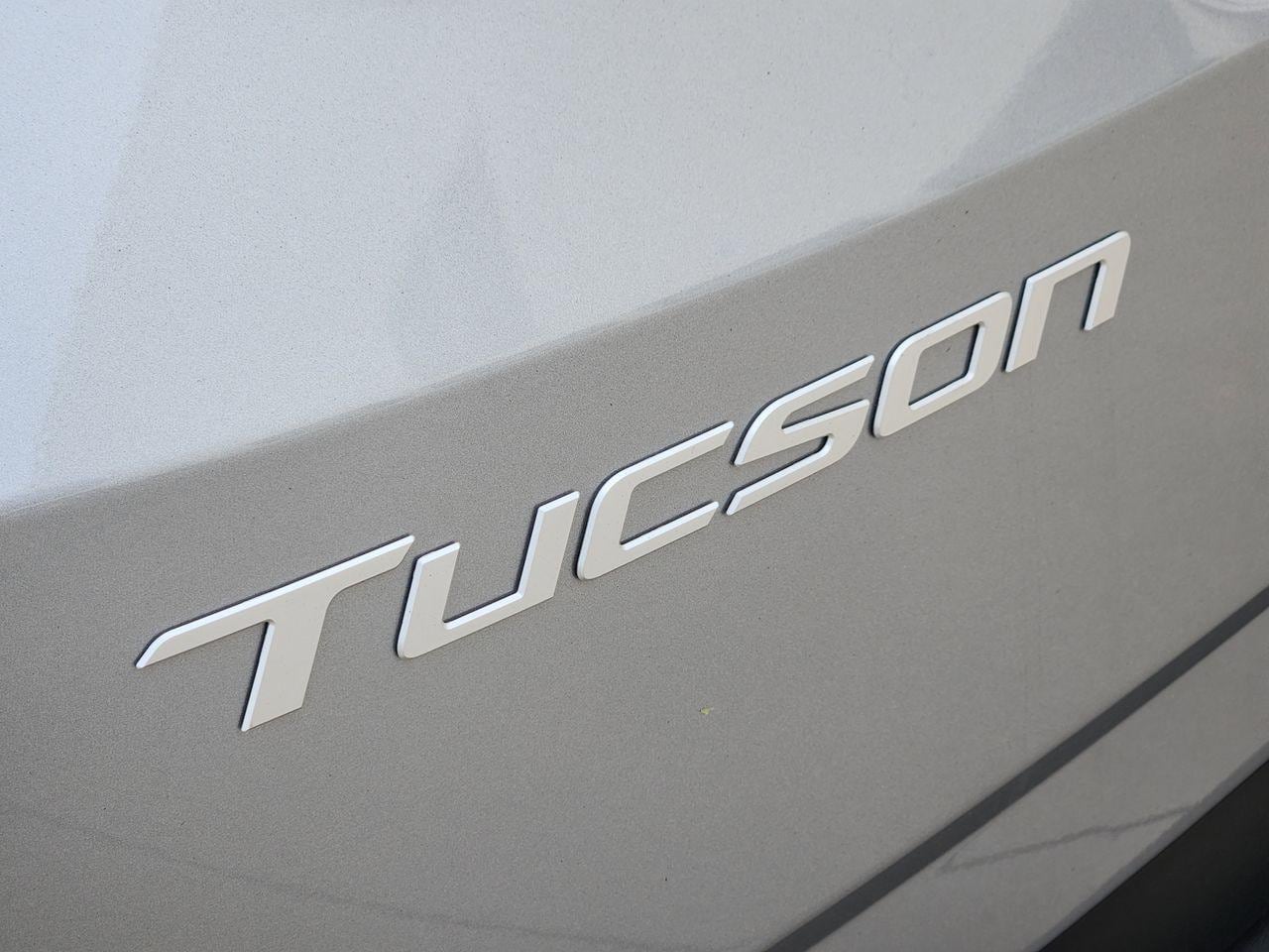 New 2026 R2T Silver Hyundai SEL FWD image 8