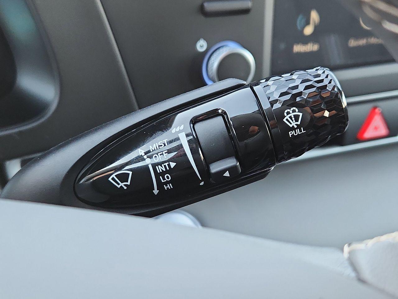 New 2026 W6H White Hyundai SEL Sport Premium image 29