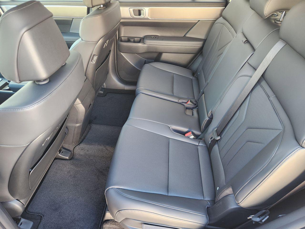New 2026 Shimmering Silver Hyundai SEL FWD image 28