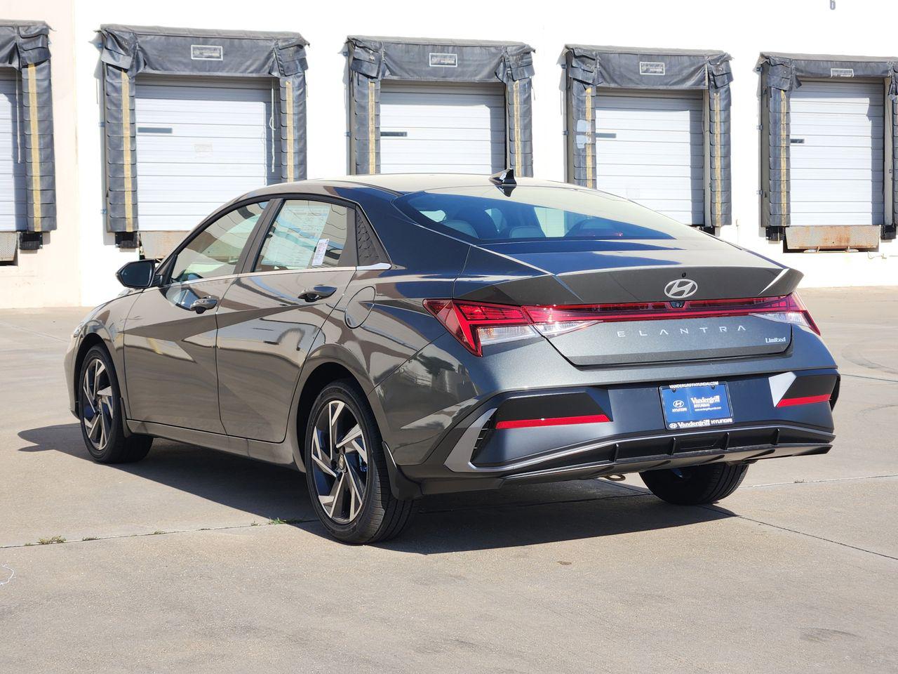 New 2026 Amazon Gray Hyundai Limited image 3