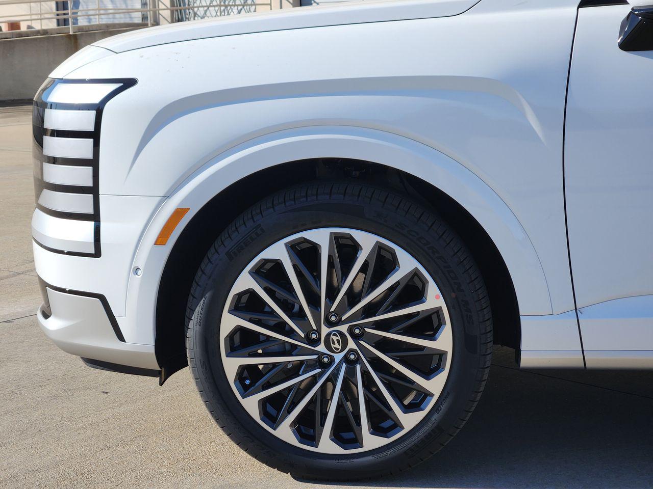 New 2026 WC9 White Hyundai Calligraphy FWD image 5