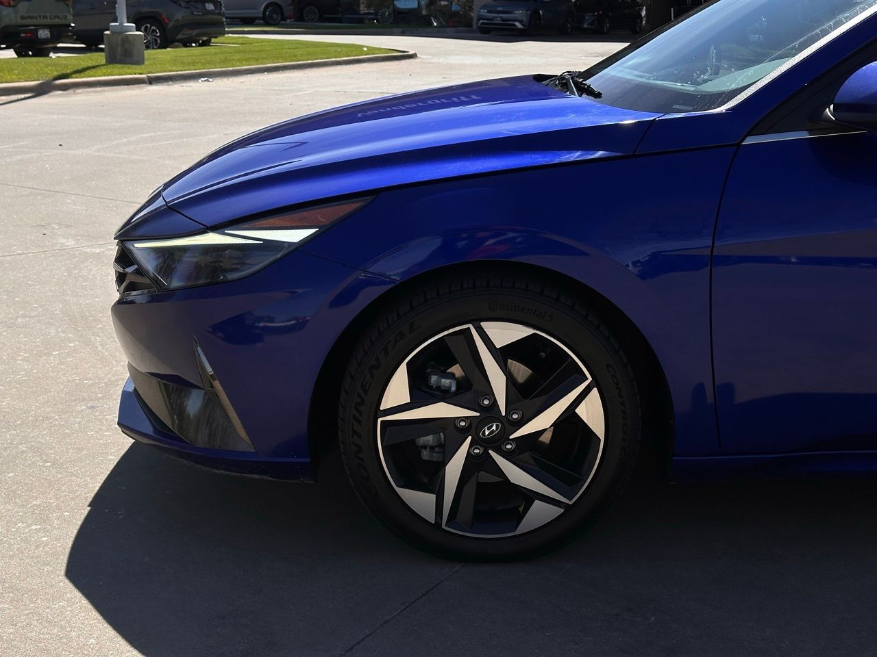 Used 2023 Intense Blue Hyundai Limited image 6