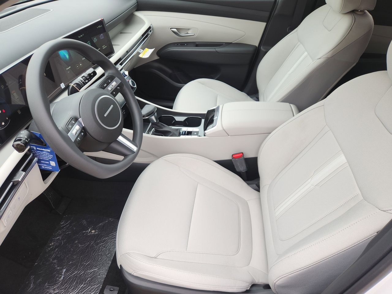 New 2026 W6H White Hyundai SEL FWD image 9