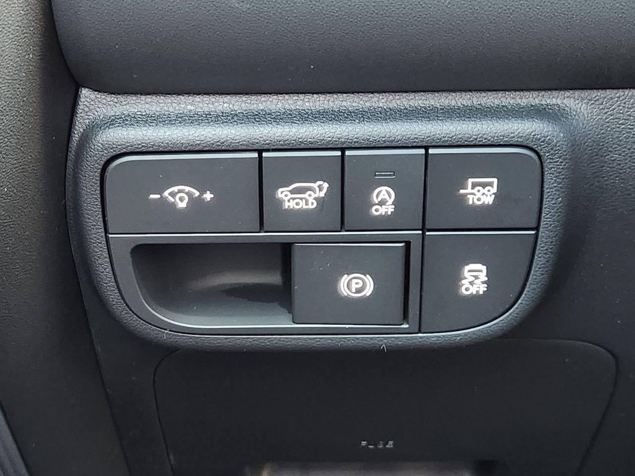 New 2026 WC9 White Hyundai SEL FWD image 20