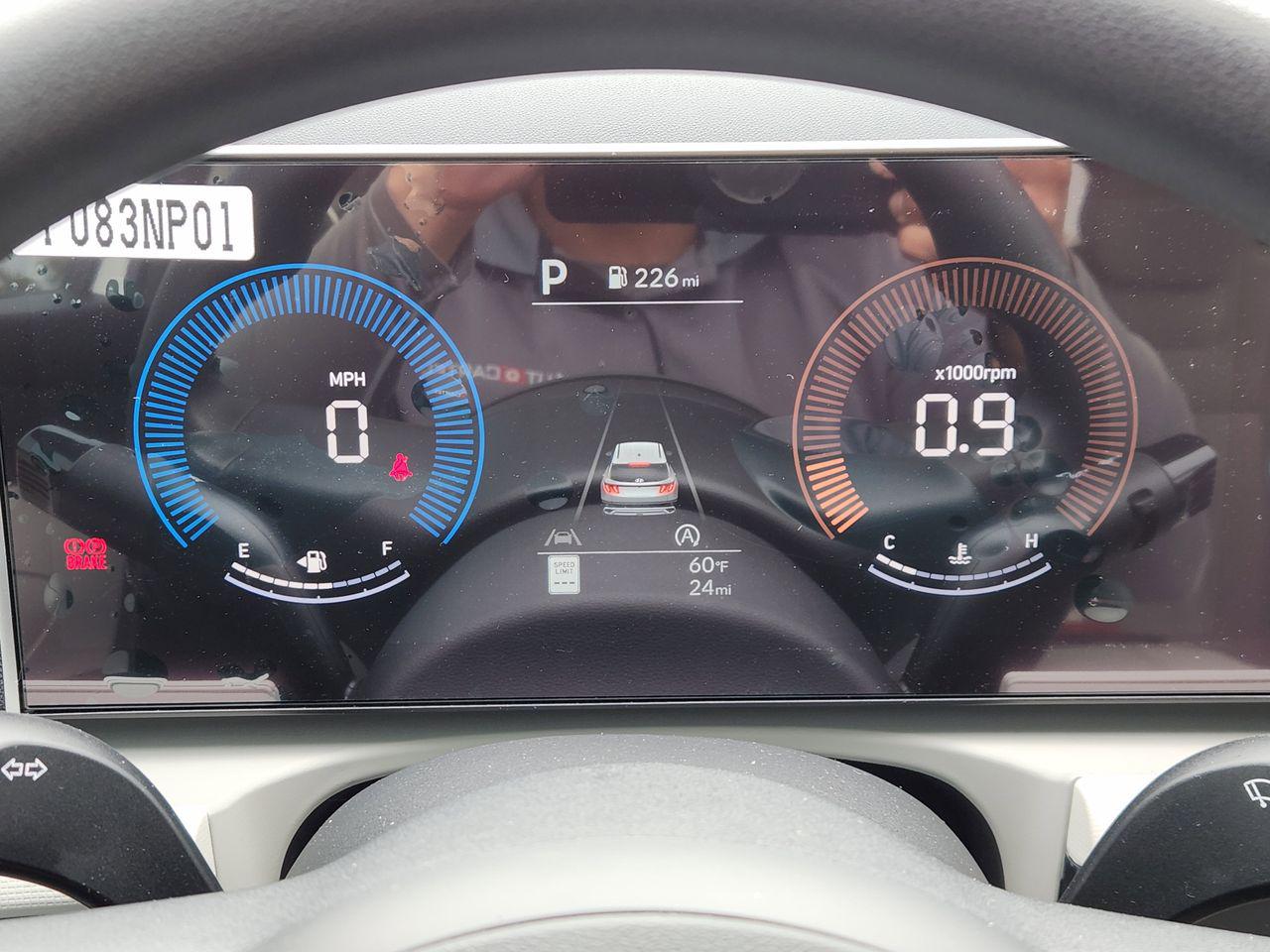 New 2026 W6H White Hyundai SEL FWD image 11