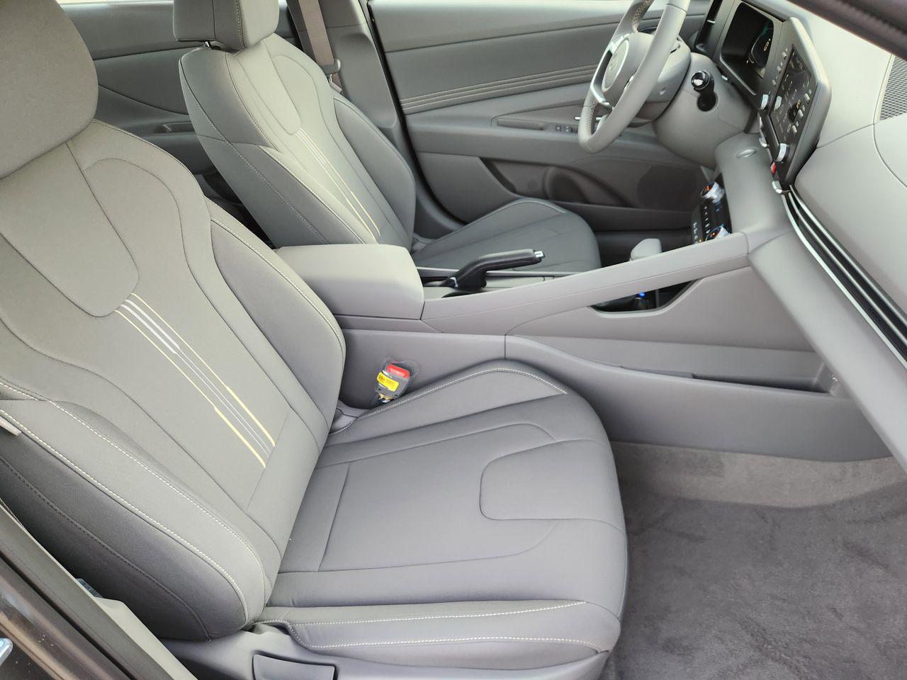 New 2026 A5G Gray Hyundai SEL Sport image 10