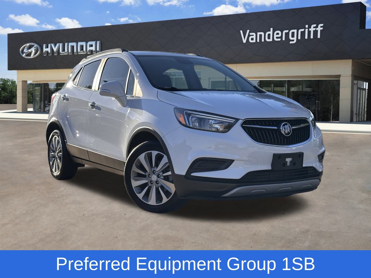2018 Buick Encore Preferred's photo