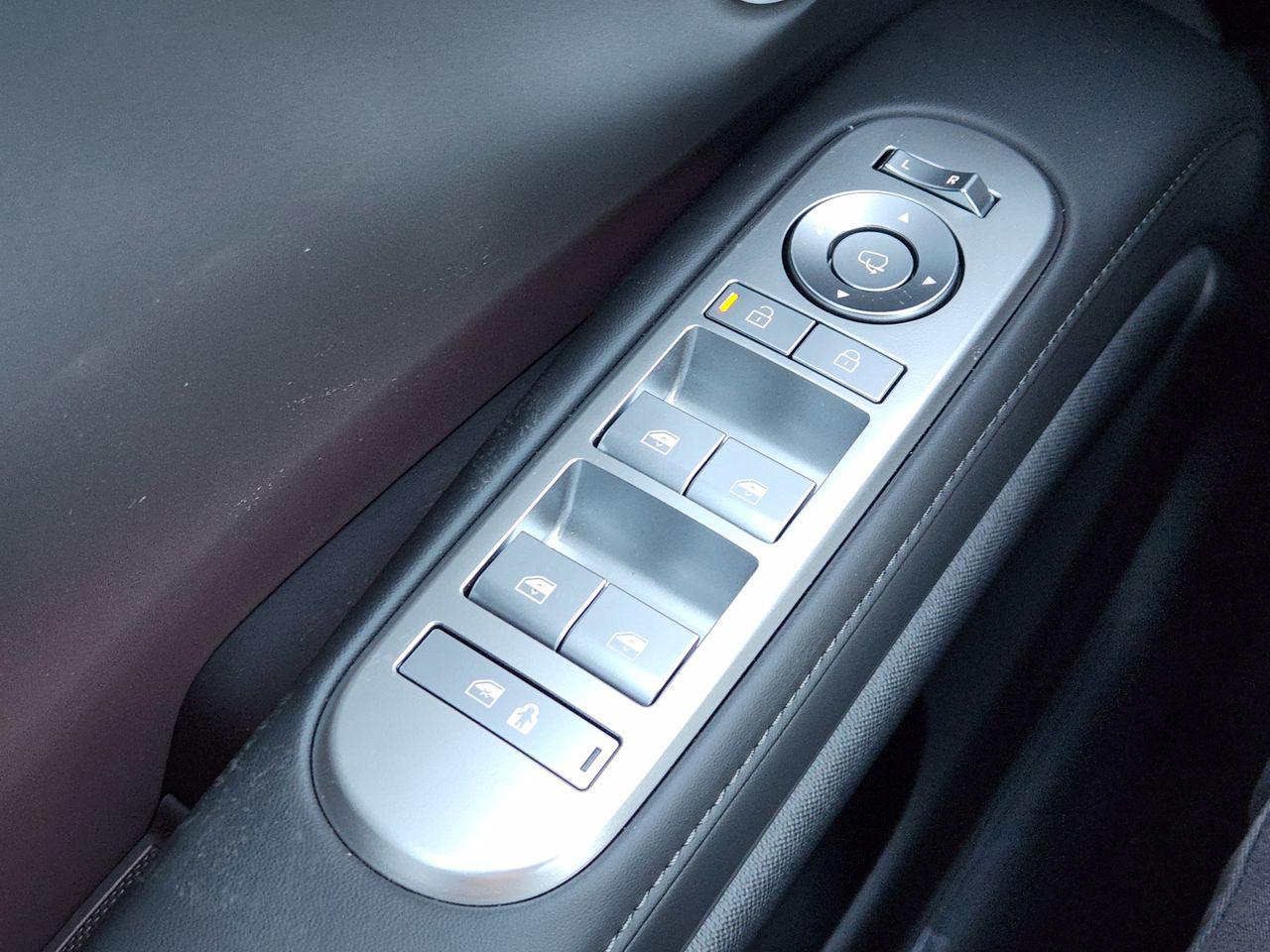 New 2026 WC9 White Hyundai Calligraphy FWD image 20