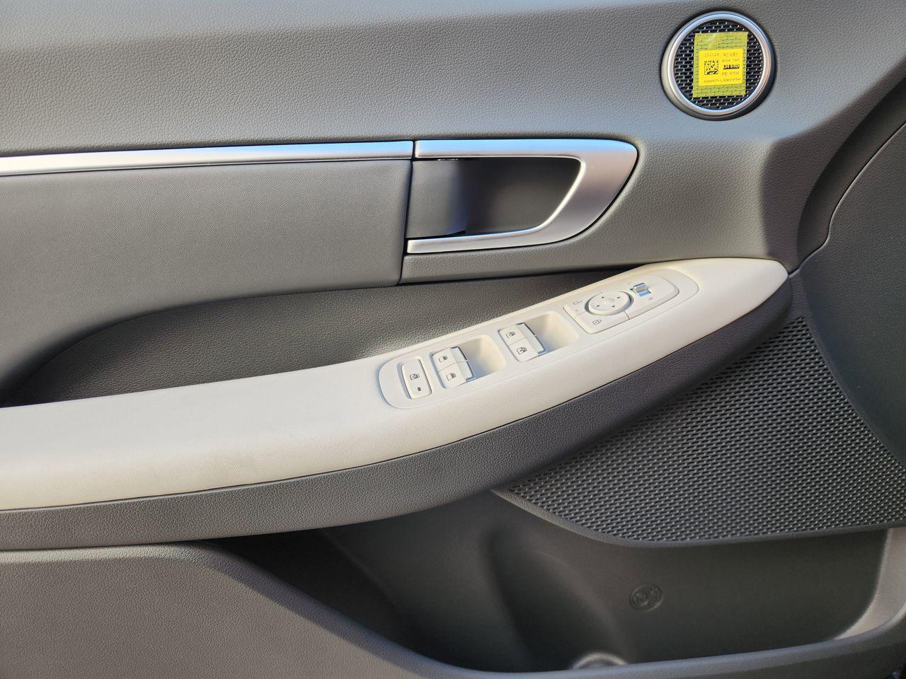 New 2026 T2G Gray Hyundai SEL Sport image 23