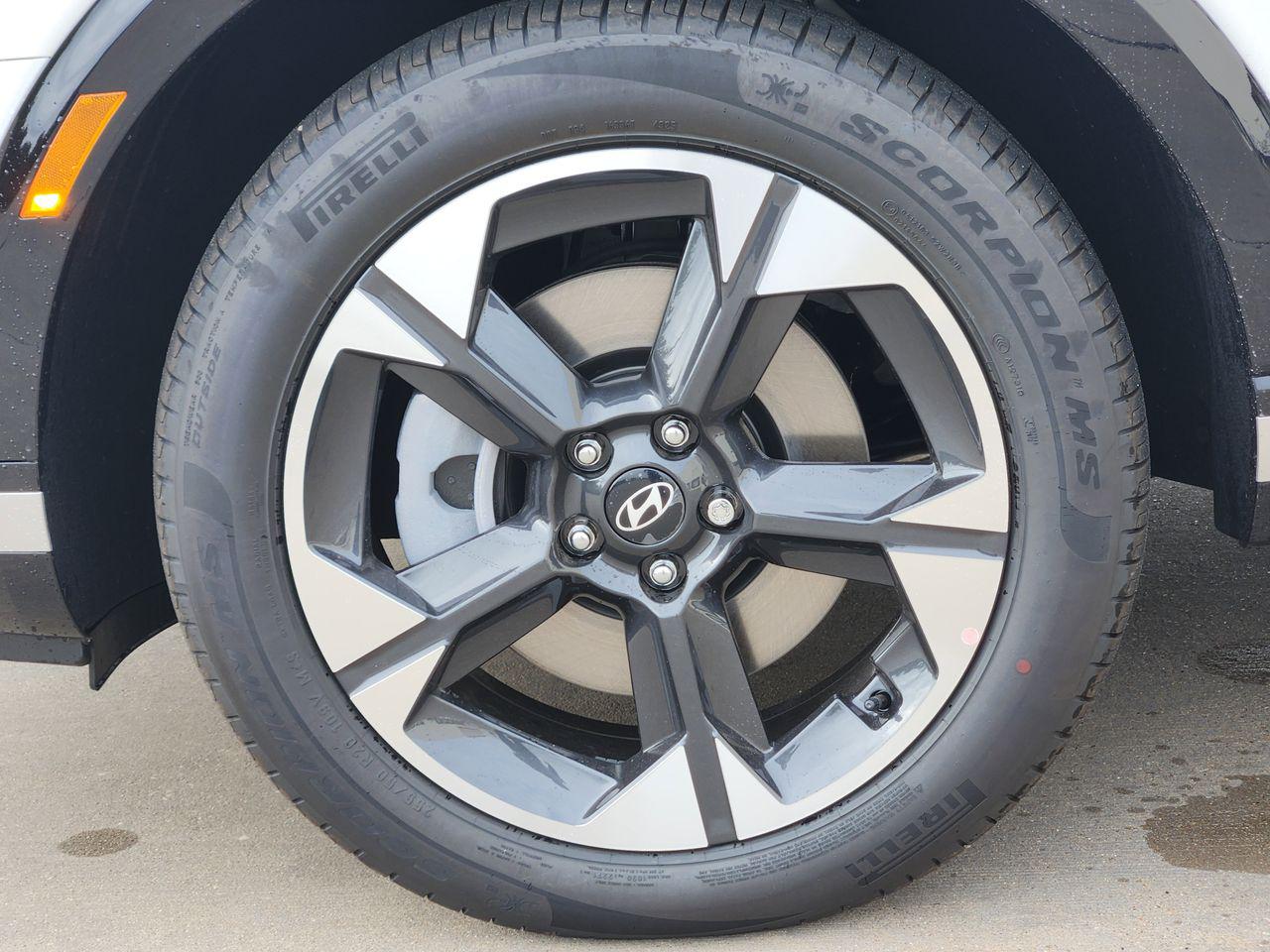 New 2026 Creamy White Pearl Hyundai Limited image 7