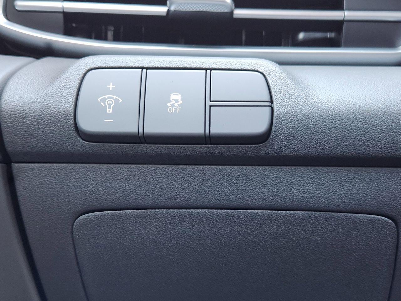 New 2026 W6H White Hyundai SEL Sport image 20