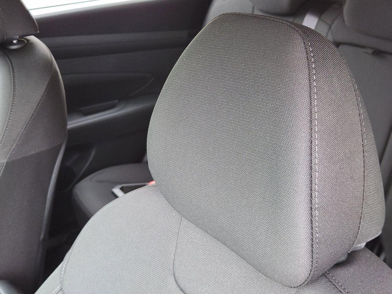 New 2026 R2T Silver Hyundai SEL FWD image 11