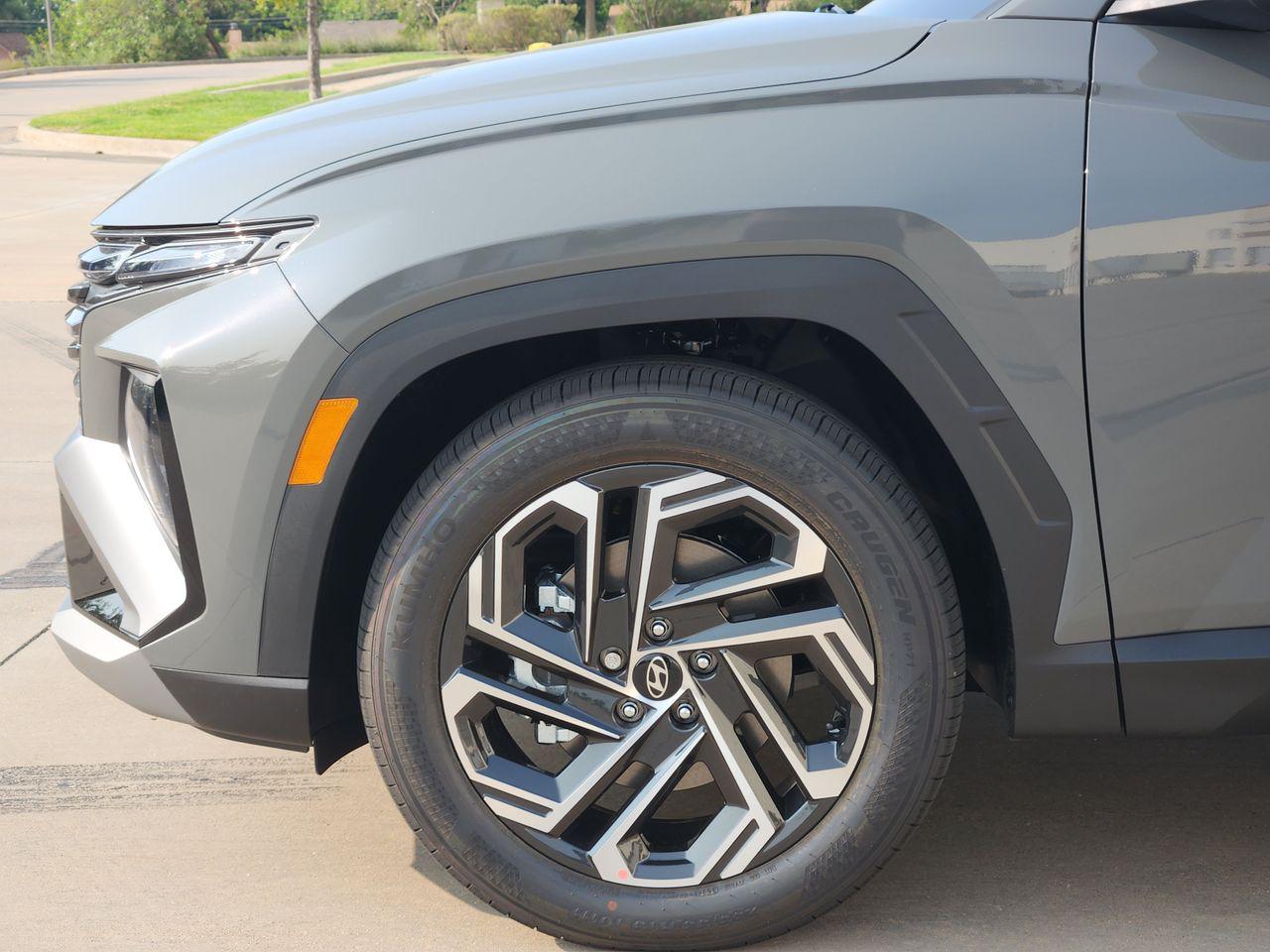 New 2026 Hampton Gray Hyundai SEL Plus FWD image 5