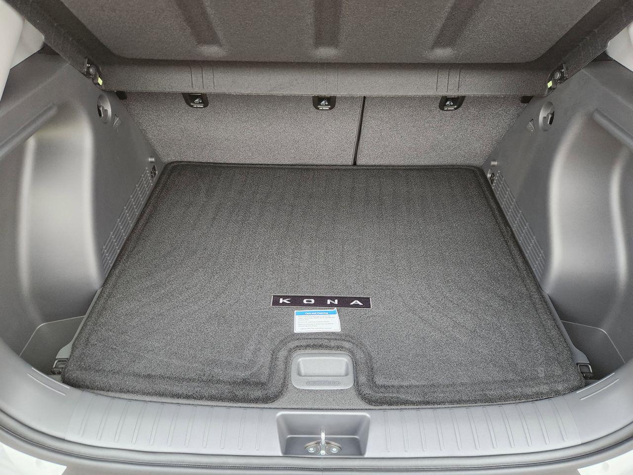 New 2026 Atlas White Hyundai SEL Sport FWD image 30