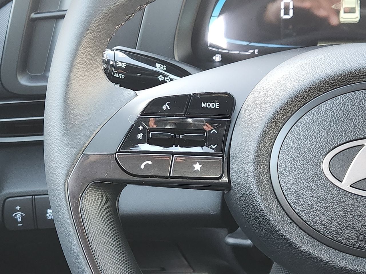 New 2026 W6H White Hyundai SEL Sport image 26