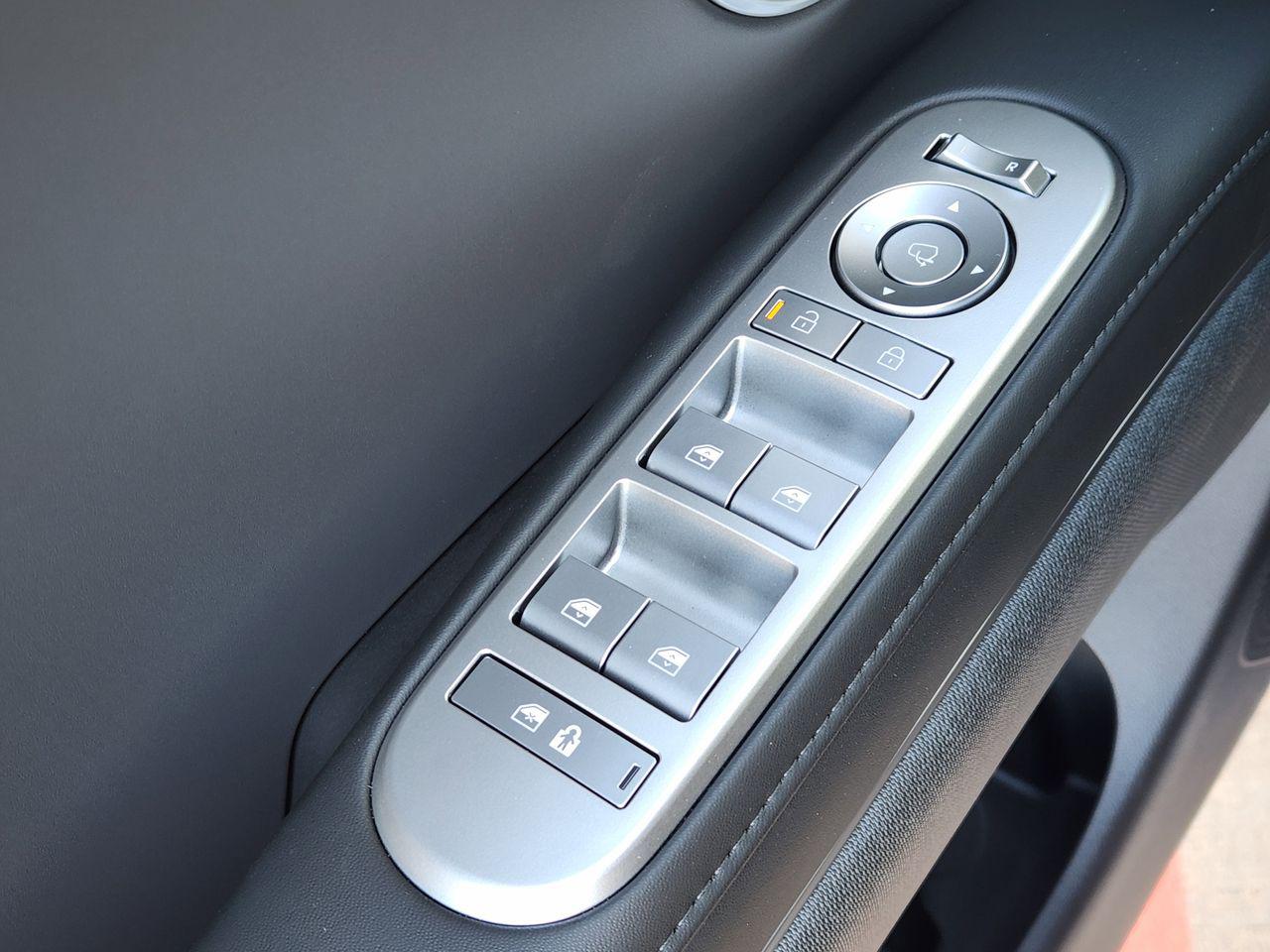 New 2026 WC9 White Hyundai Calligraphy FWD image 20