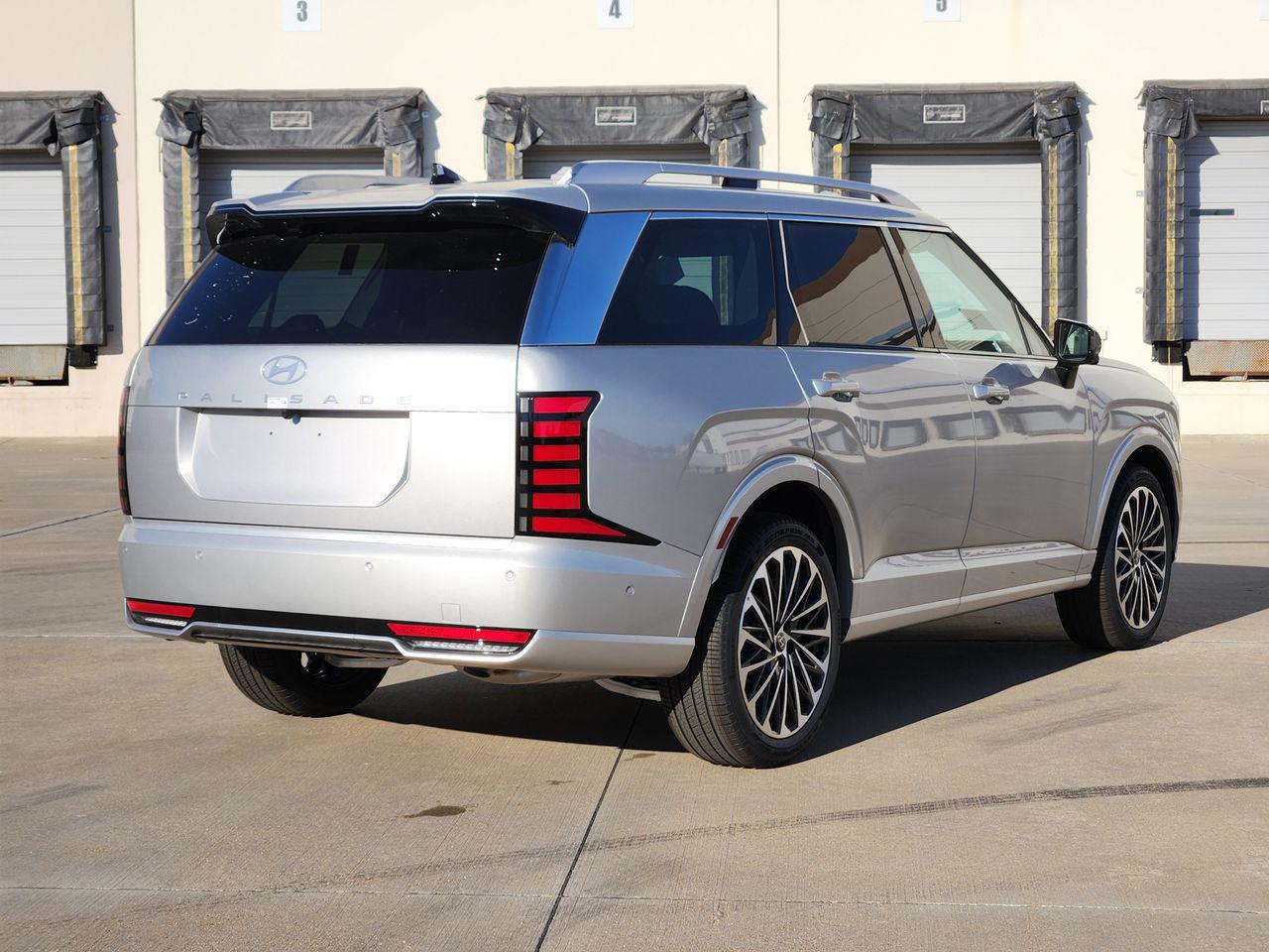 New 2026 T2X Silver Hyundai Calligraphy FWD image 4