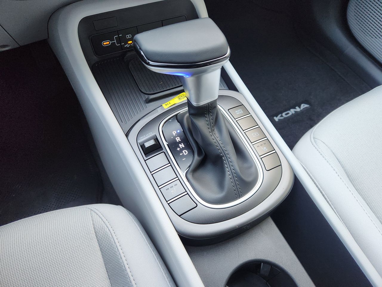 New 2026 C5G Gray Hyundai SEL Sport FWD image 17