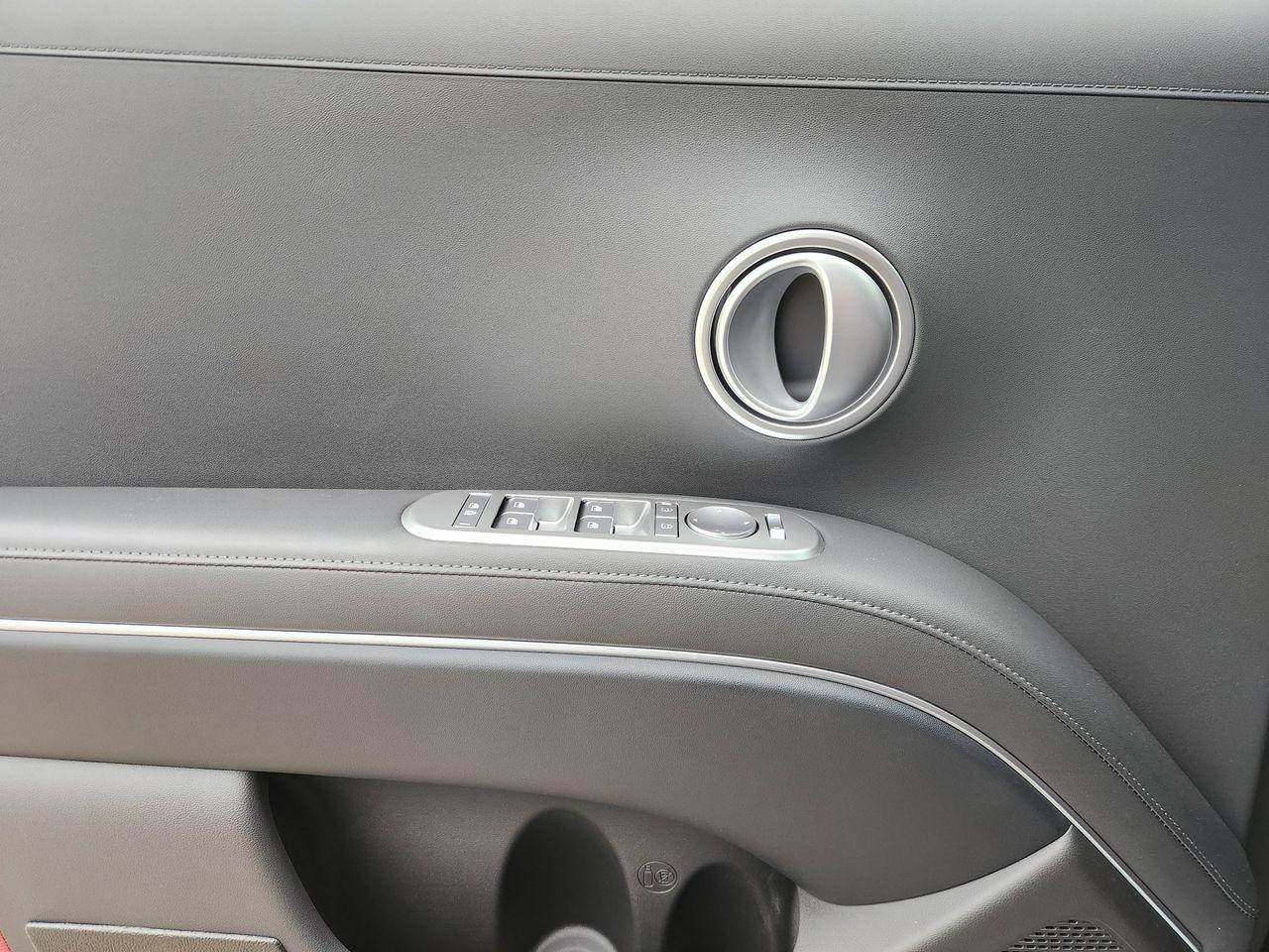 New 2026 A2B Black Hyundai SEL FWD image 22