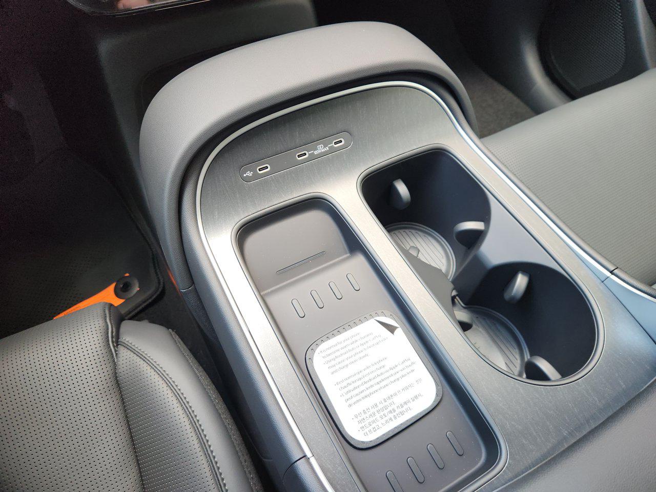 New 2027 Creamy White Pearl Hyundai SEL 7P image 18