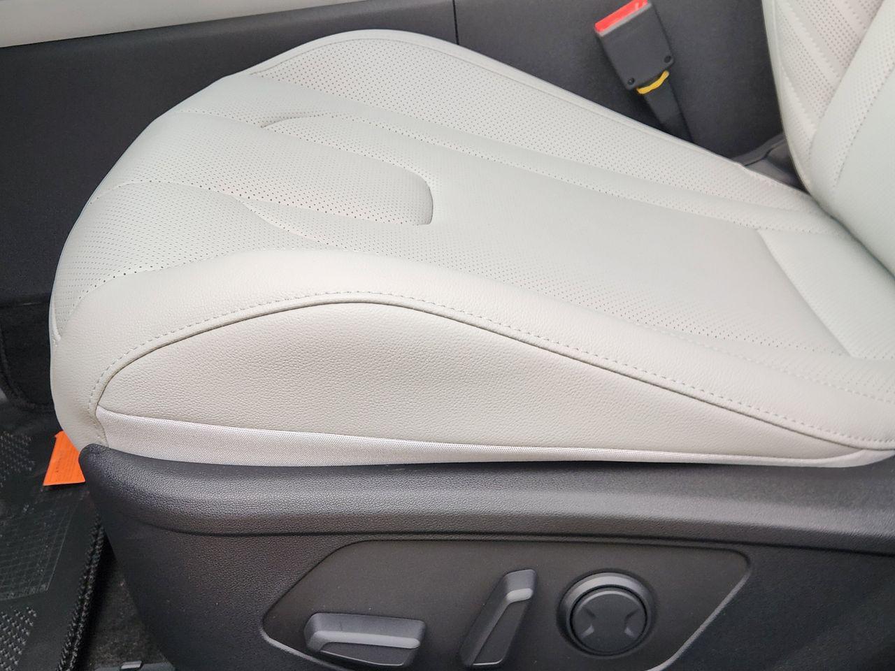 New 2026 PE2 Gray Hyundai Limited image 22