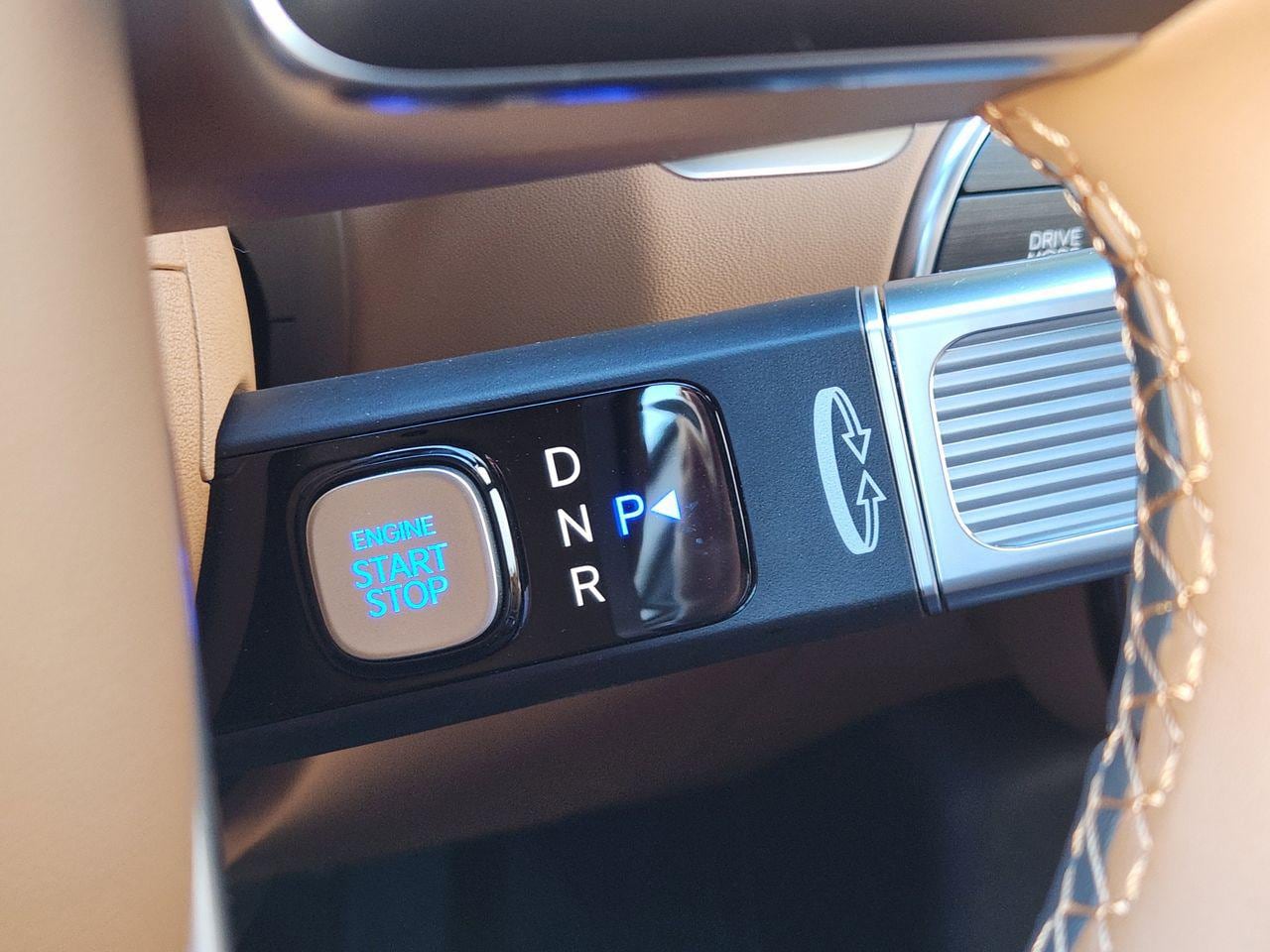 New 2026 WC9 White Hyundai Calligraphy FWD image 17