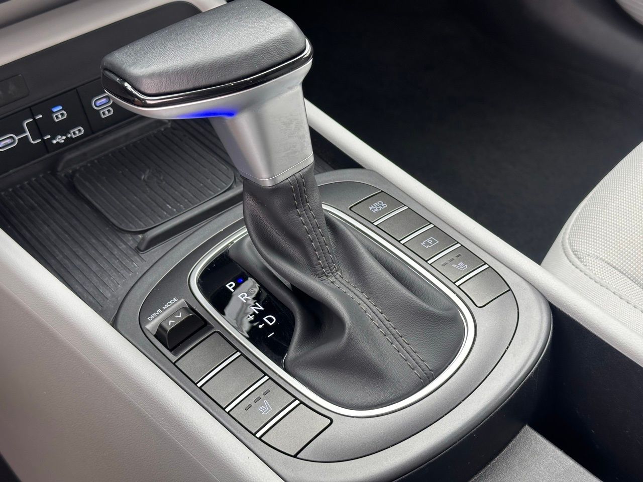 Used 2026 Ecotronic Gray Pearl Hyundai SEL Sport image 31