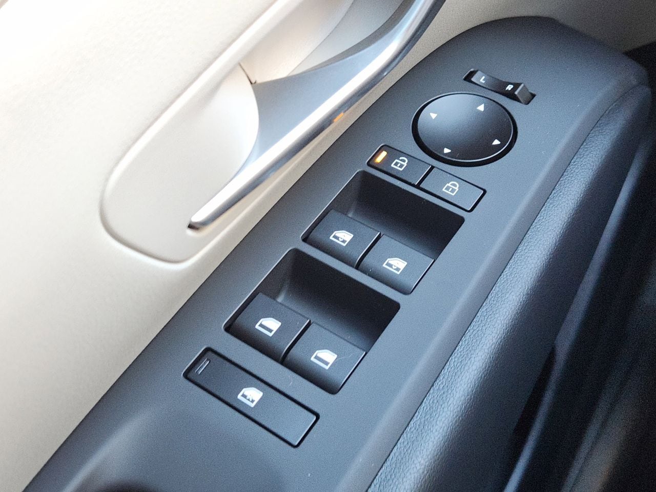 New 2026 NT2 Gray Hyundai SEL FWD image 20