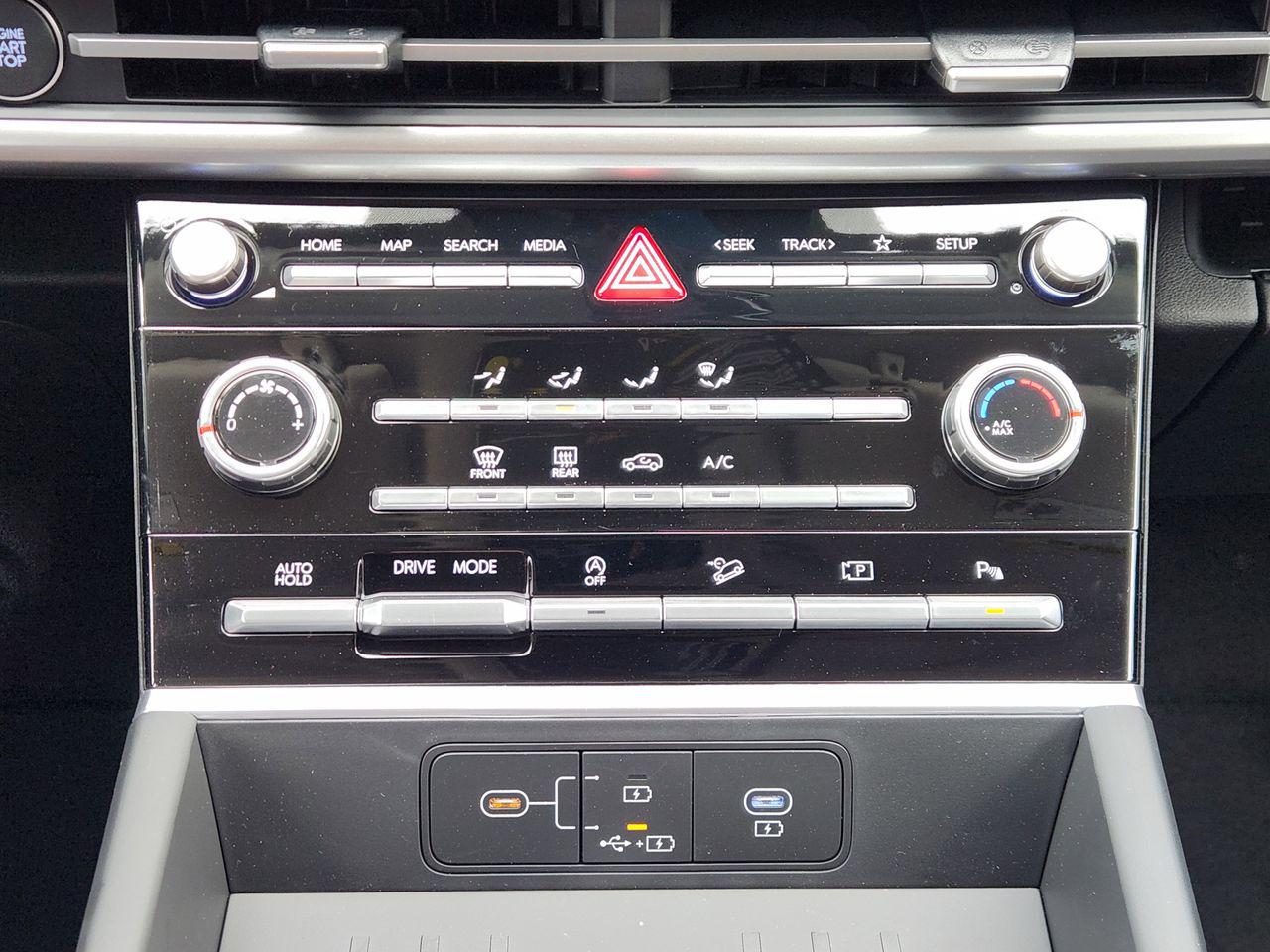 New 2026 S3B Black Hyundai SE FWD image 15