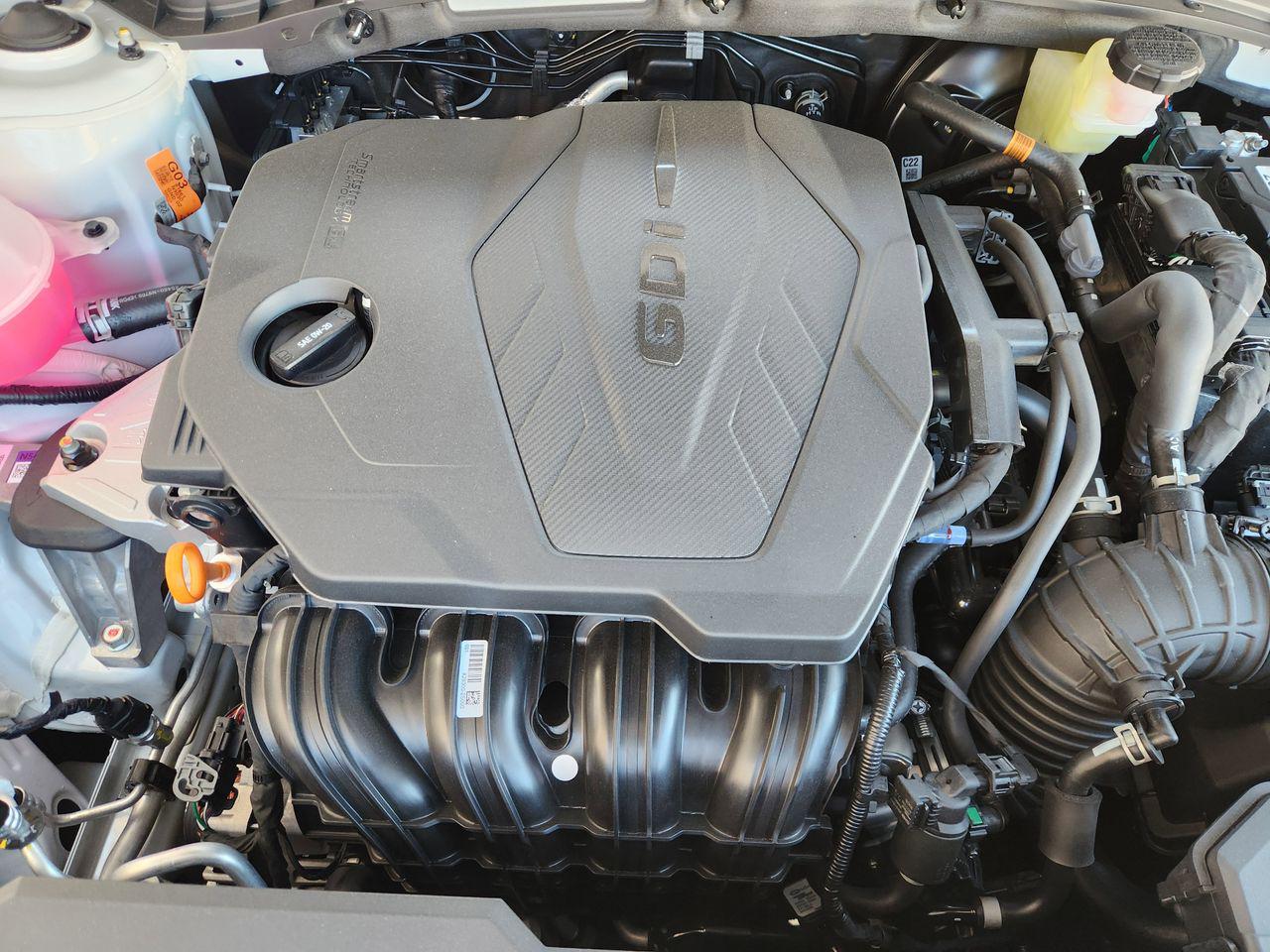 New 2026 W6H White Hyundai SEL FWD image 30