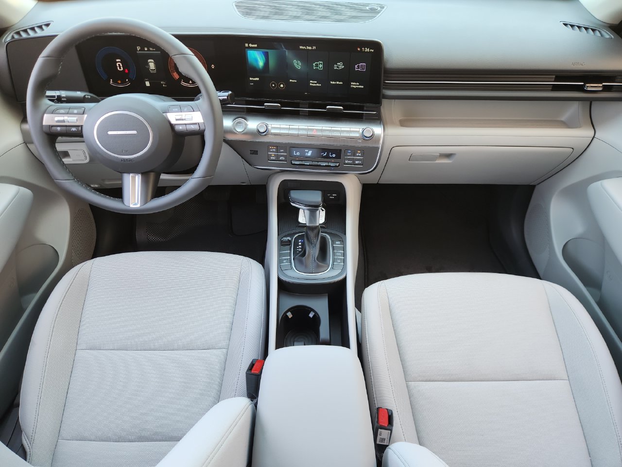 New 2027 Atlas White Hyundai SEL Sport FWD image 25