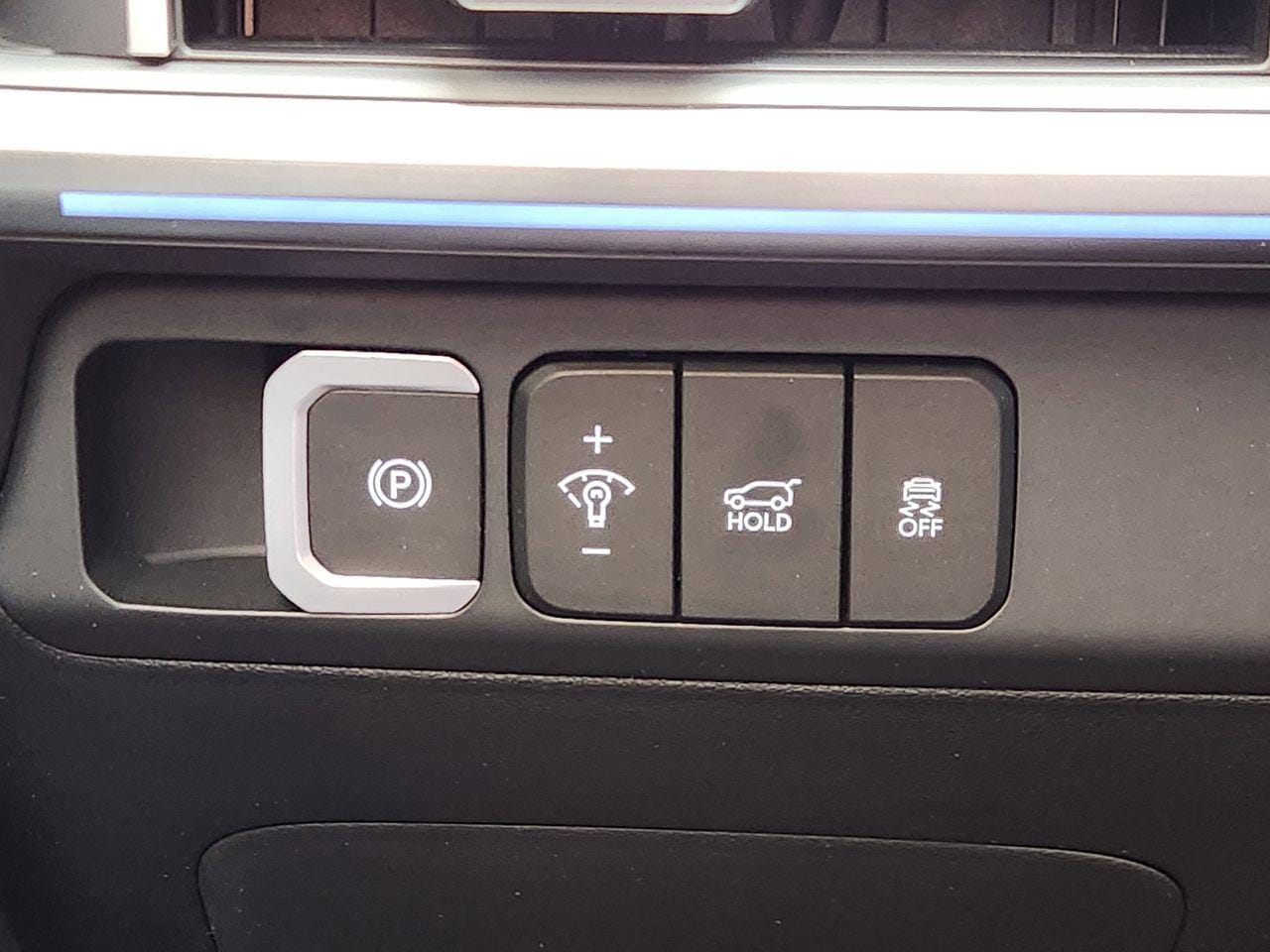 New 2026 NT2 Gray Hyundai Limited image 21