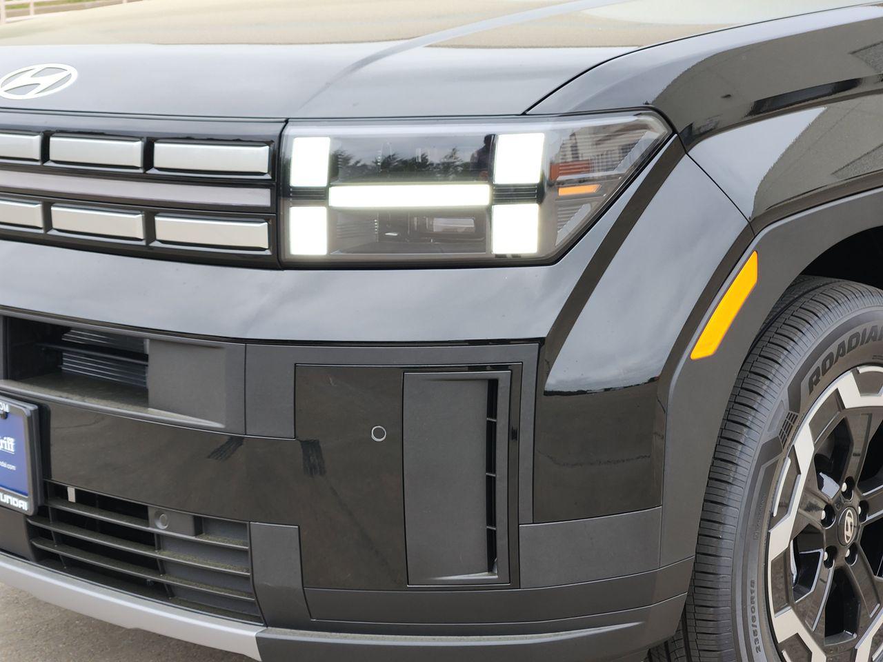 New 2026 S3B Black Hyundai SE FWD image 6