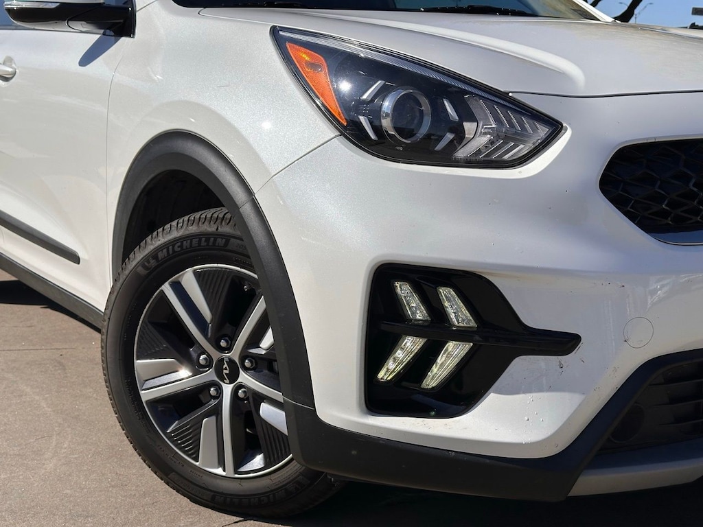 Used 2022 Kia Niro EX Premium SUV