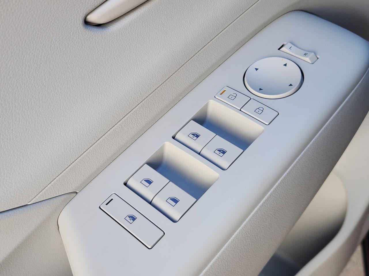 New 2026 R2P Red Hyundai SEL Sport FWD image 21