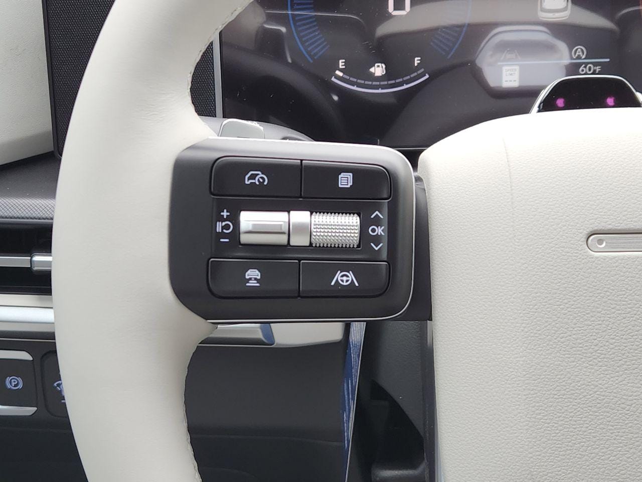 New 2026 Ecotronic Gray Hyundai SEL FWD image 25