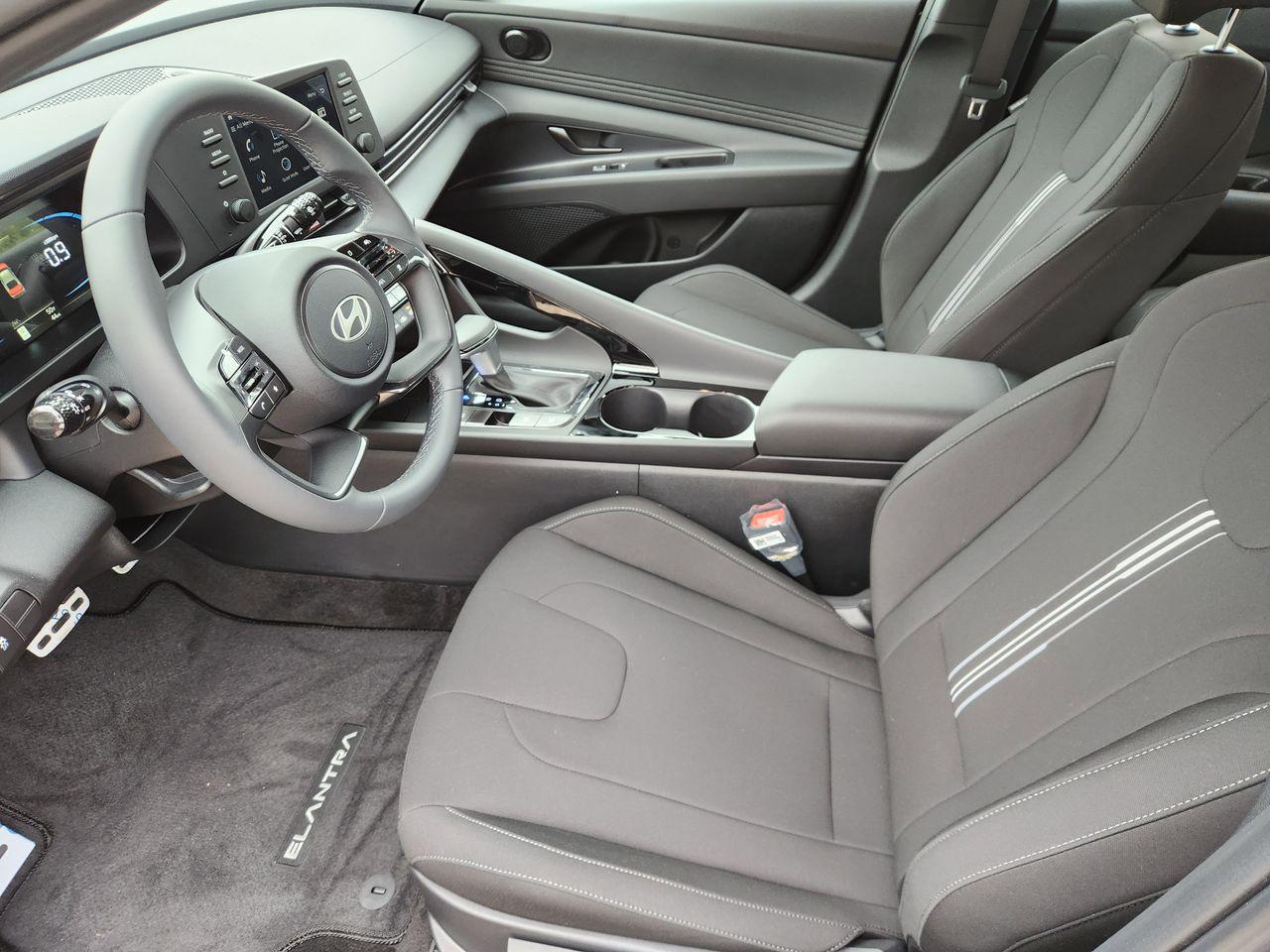 New 2026 A2B Black Hyundai SEL Sport Premium image 9