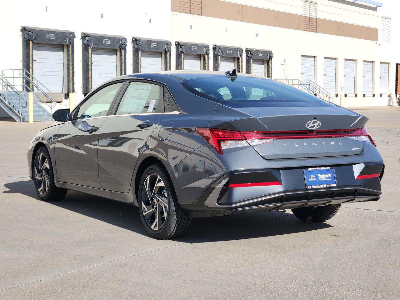 New 2026 PE2 Gray Hyundai Limited image 3