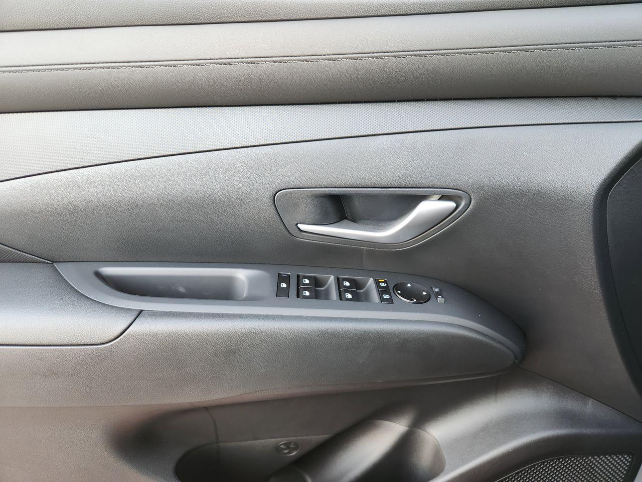 New 2026 R2T Silver Hyundai SEL FWD image 21