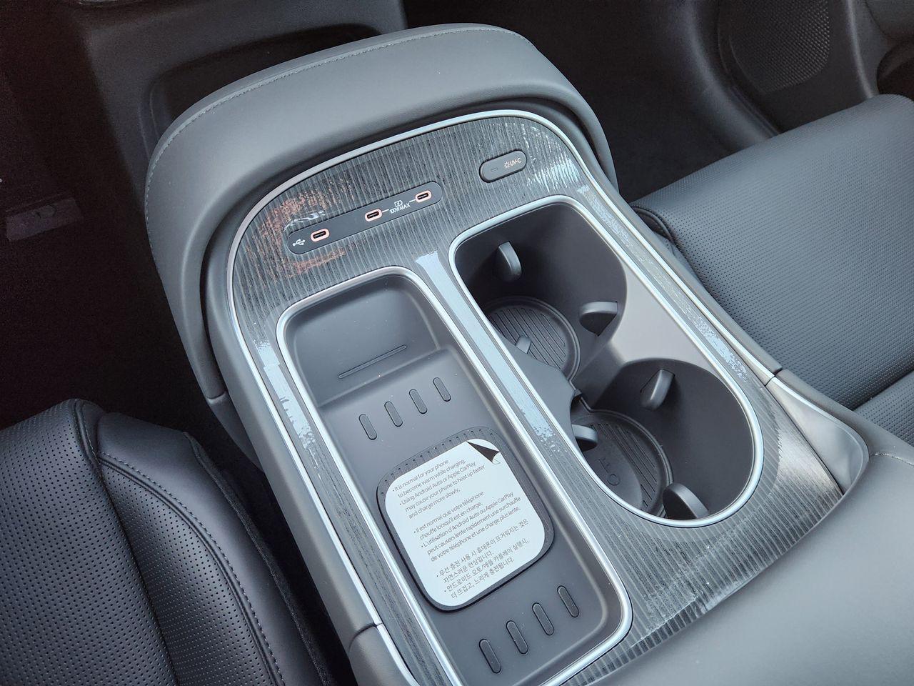 New 2026 WC9 White Hyundai Calligraphy FWD image 17