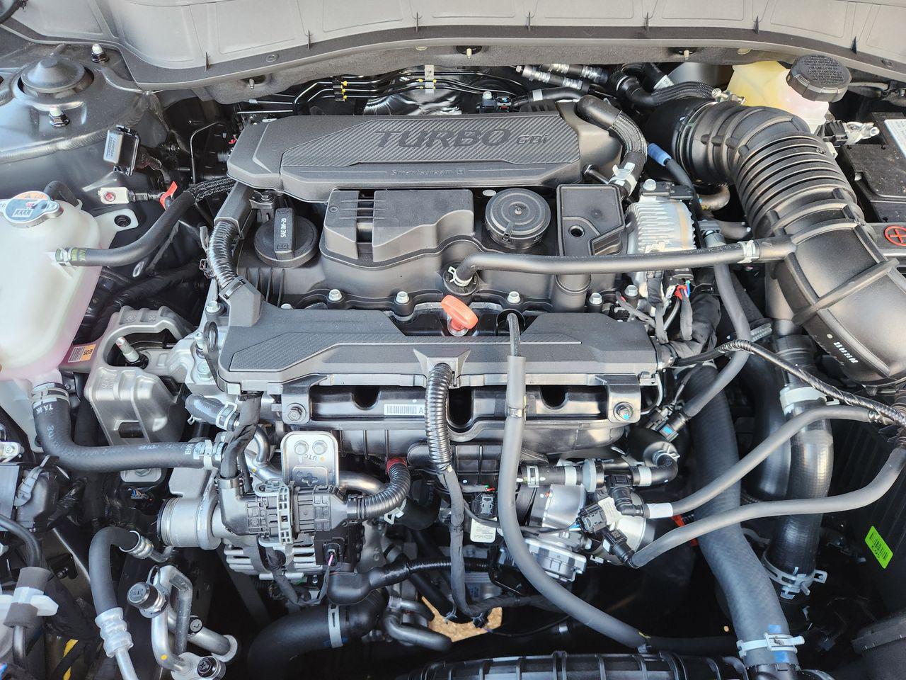 New 2026 A2B Black Hyundai Limited FWD image 31