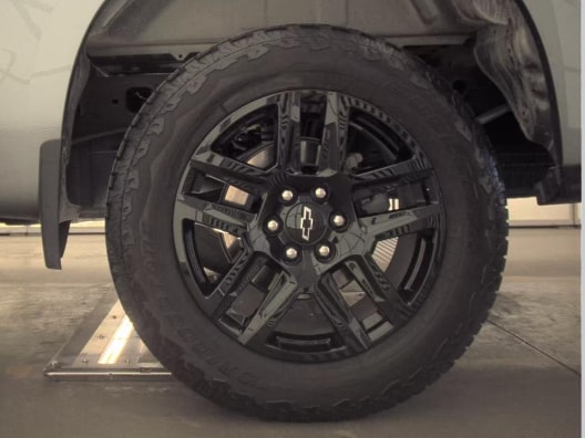 Used 2025 Sterling Gray Metallic Chevrolet Custom image 9