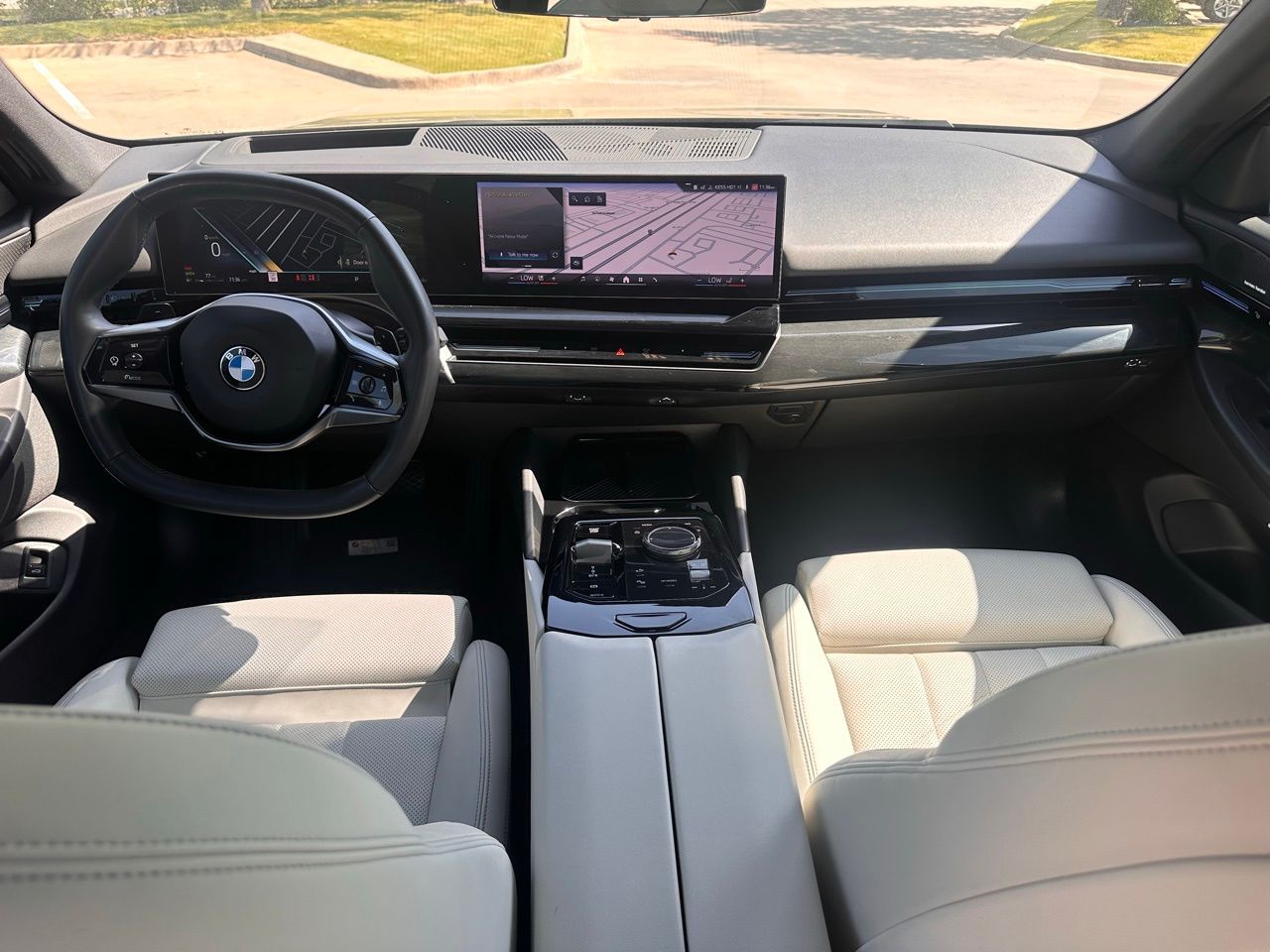 Used 2024 Dark Graphite BMW 530i image 21