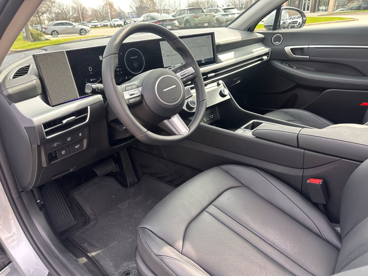 Certified Used 2026 Aero Silver Hyundai Limited image 31